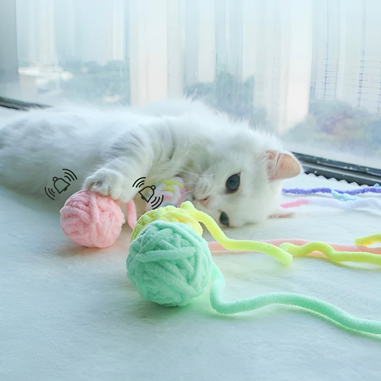 Funny Interactive Cat Toy Colorful Yarn Balls with Bell Sounding